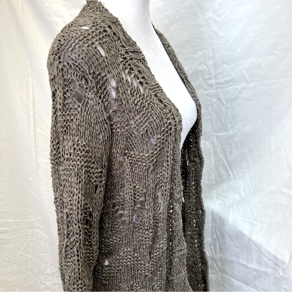 Chico’s mocha and cream crocheted cardigan. - Picture 6 of 10
